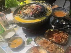 -胡悦里韩式烤肉(芝罘万达广场店)