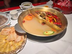 -小龙翻大江文化火锅(宽窄店)