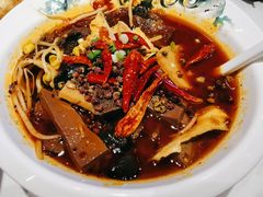 -渝是乎酸菜鱼·川渝小炒(新世界百货望京店)