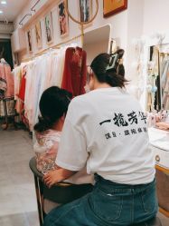-一揽芳华汉服旗袍体验馆(拙政园店)