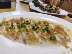 蒜茸蒸沙虫-金生美食(贵州路店)