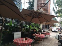 -鑫小城故事·藕汤·家常菜(台北一路总店)