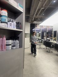 -菲·木田moontin造型salon