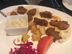 -Efes Turkish & Mediterranean Cuisine 艾菲斯餐厅(陆家嘴店)