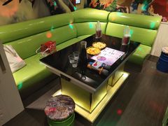 -唯爱KTV聚会餐厅(仙林东城汇店)