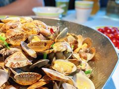 辣炒红岛花蛤蜊青岛特色海鲜-开海·红岛海鲜虾水饺(石老人店)