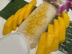 -Dang restaurant (patong phuket)