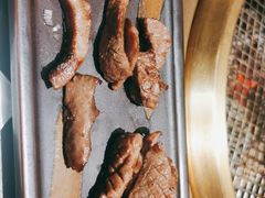 -铭牛烧肉·和牛海鲜自助(高新月牙湖店)