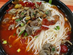 鸡杂米线-乡村鸡杂米线(汉渝路店)