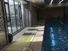 -蓝天国际游泳培训基地(华腾园店)