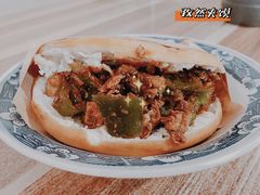 孜然夹馍-老字号杨坡红油米线腊汁肉夹馍(东四道巷店)