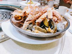 虾虎-船梆煮•蒸汽海鲜·炉火烤肉(五四广场店)