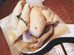 珍珠蚝肉碎泡饭配印尼虾片-卡朋厨房(289艺术园区店)