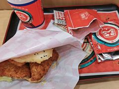 -塔斯汀中国汉堡(白云横滘牌坊店)