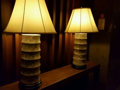 卡座-八府香鸭·啫啫煲(华山路店)