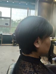 -韩国李知恩形象设计