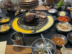 -GOGIYA·咕叽吖韩国传统烤肉店(东方新天地店)