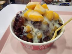 鲜芒果红豆炼乳刨冰-梁子刨冰王&梁小糖(王顶堤店)