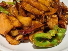 -关东小磨东北菜(上海长风大悦城店)