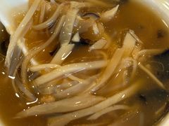 路边碗仔翅-金鮀岛潮州酒家
