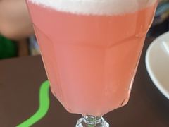 -Chom Cafe and Restaurant