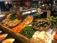 自助取餐区-OPEN開全日自助餐厅·西餐·海鲜(佛山希尔顿酒店)