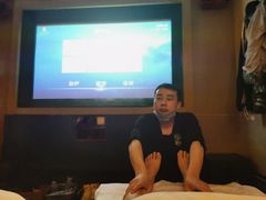 -金色印象·4K影院式足体养生(杨家坪西郊店)