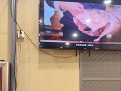 -咱屯子铁锅炖直营店(保利店)