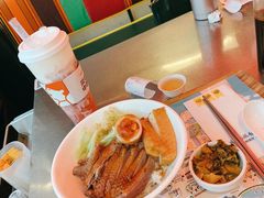 金奖卤鹅肉饭-陈鹏鹏潮汕菜(宝安机场T3航站楼店)