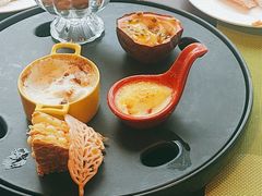 -香格里拉鱼跃地中海西餐厅·牛排披萨