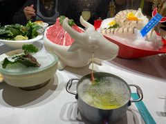 -德天肥牛海鲜火锅(城西银泰店)