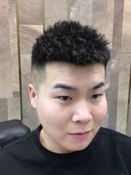 点击看大图 -MONE美发沙龙