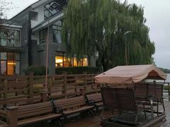 -上海怡沁园度假酒店