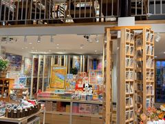 -猫的天空之城概念书店(苏州平江店)