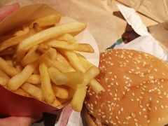-麦当劳(中山公园龙之梦店)
