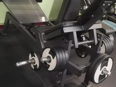 -英特健身俱乐部