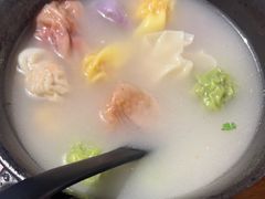 全家福馄饨-地二手作鱼汤馄饨(上街里店)