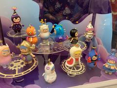 -泡泡玛特POPMART(蓝色港湾店)