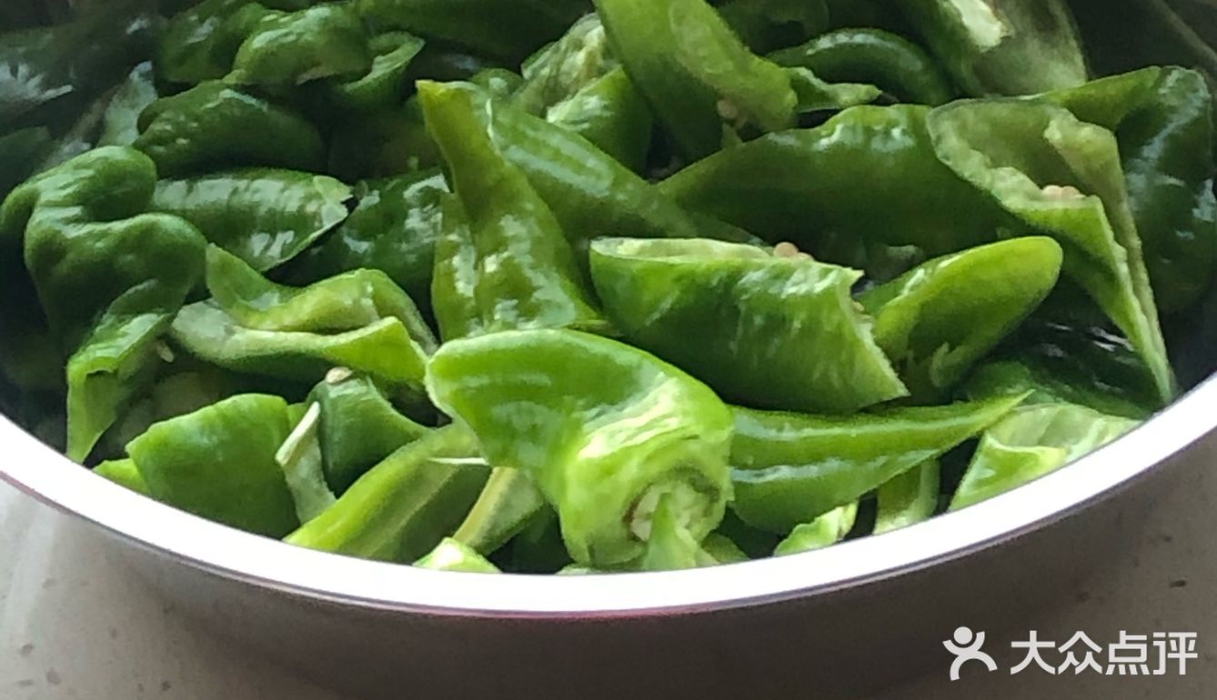 微辣清新的低卡美食，尖椒虾仁～