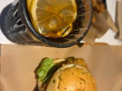 -必胜客(滨江店)