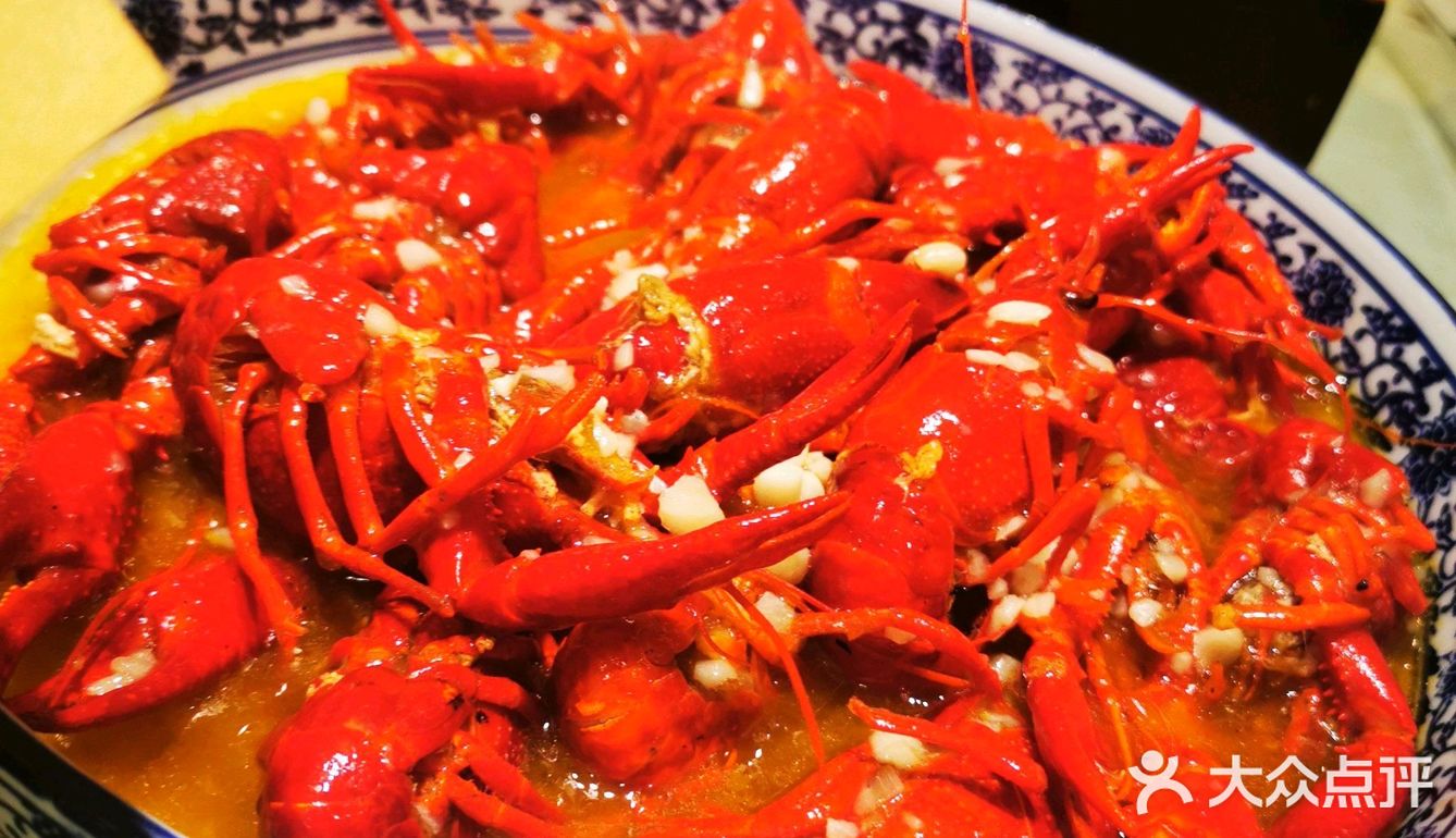 夏天怎么能少了烧烤和小龙虾