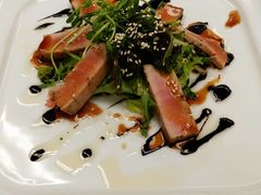Ahi&nbsp;Tuna&nbsp;salad-Top Of Vancouver Revolving Restaurant