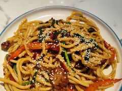-欧提汗·新疆餐厅·清真(银都路店)