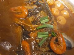 -卢大鲜鱼头捞饭(美利广场店)