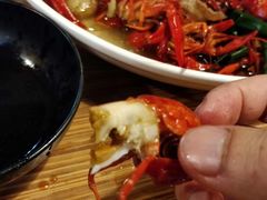 -陆记牛庄·碳锅龙虾烧烤(爱上花园店)