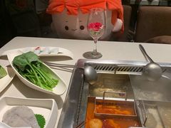-海底捞火锅鲜切牛肉主题店(长寿路店)