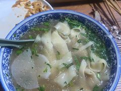 -东大桥小国抻面烧烤(长通路店)