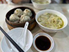 -绿杨馄饨临顿路店