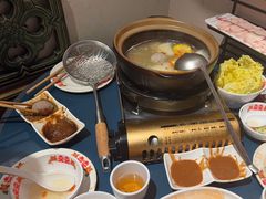 -邹开喜·小海鲜醉鸡煲·潮汕鲜切牛肉店(襄阳北路店)