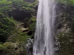 -龙水峡地缝景区